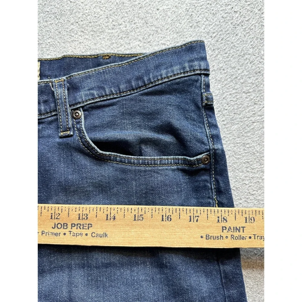 Wrangler Authentics Jeans Mens 34x34 (32x32) Blue Straight Leg Denim Medium Wash